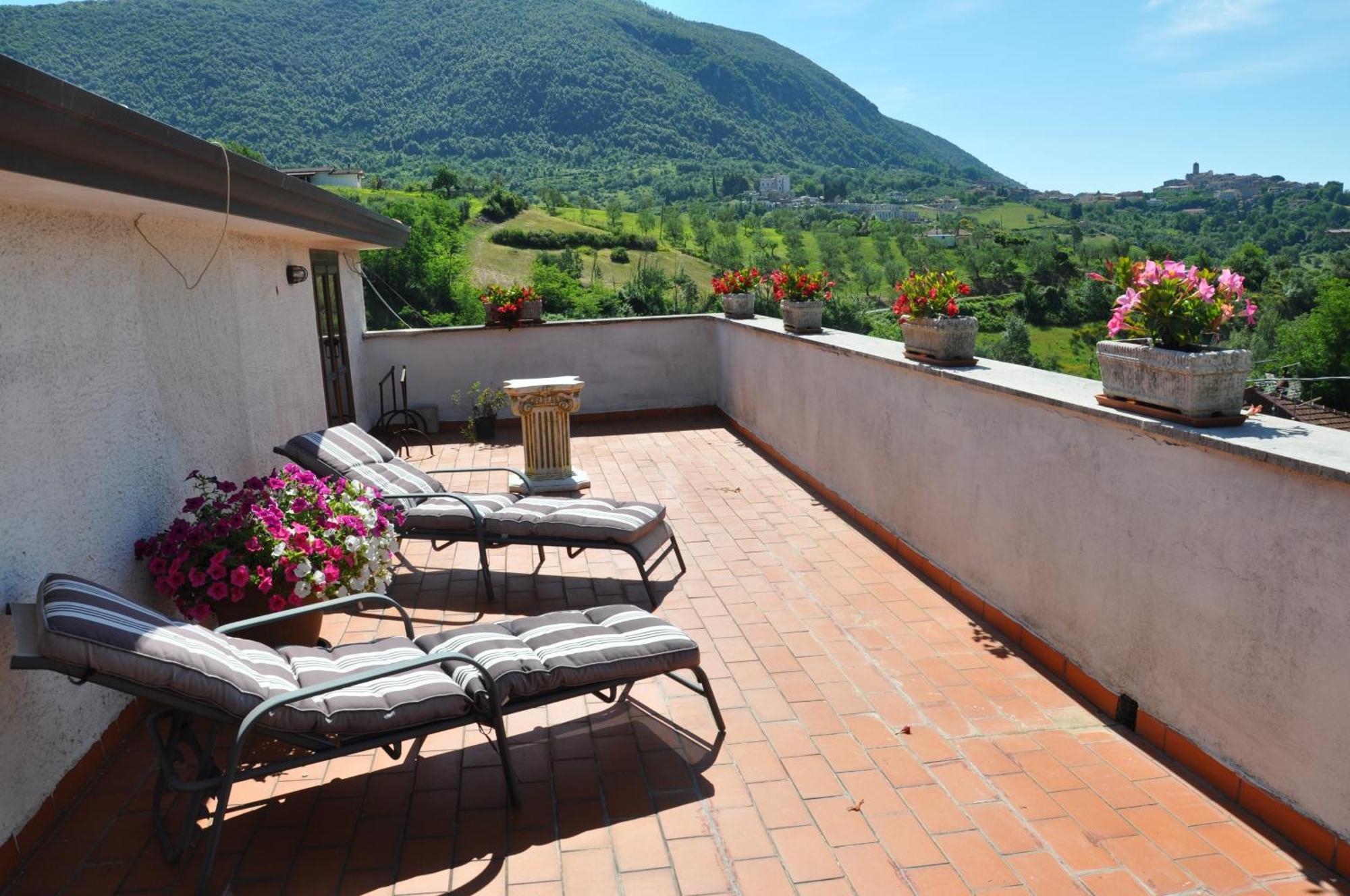 B&B La Palombara Giuliano di Roma Bagian luar foto